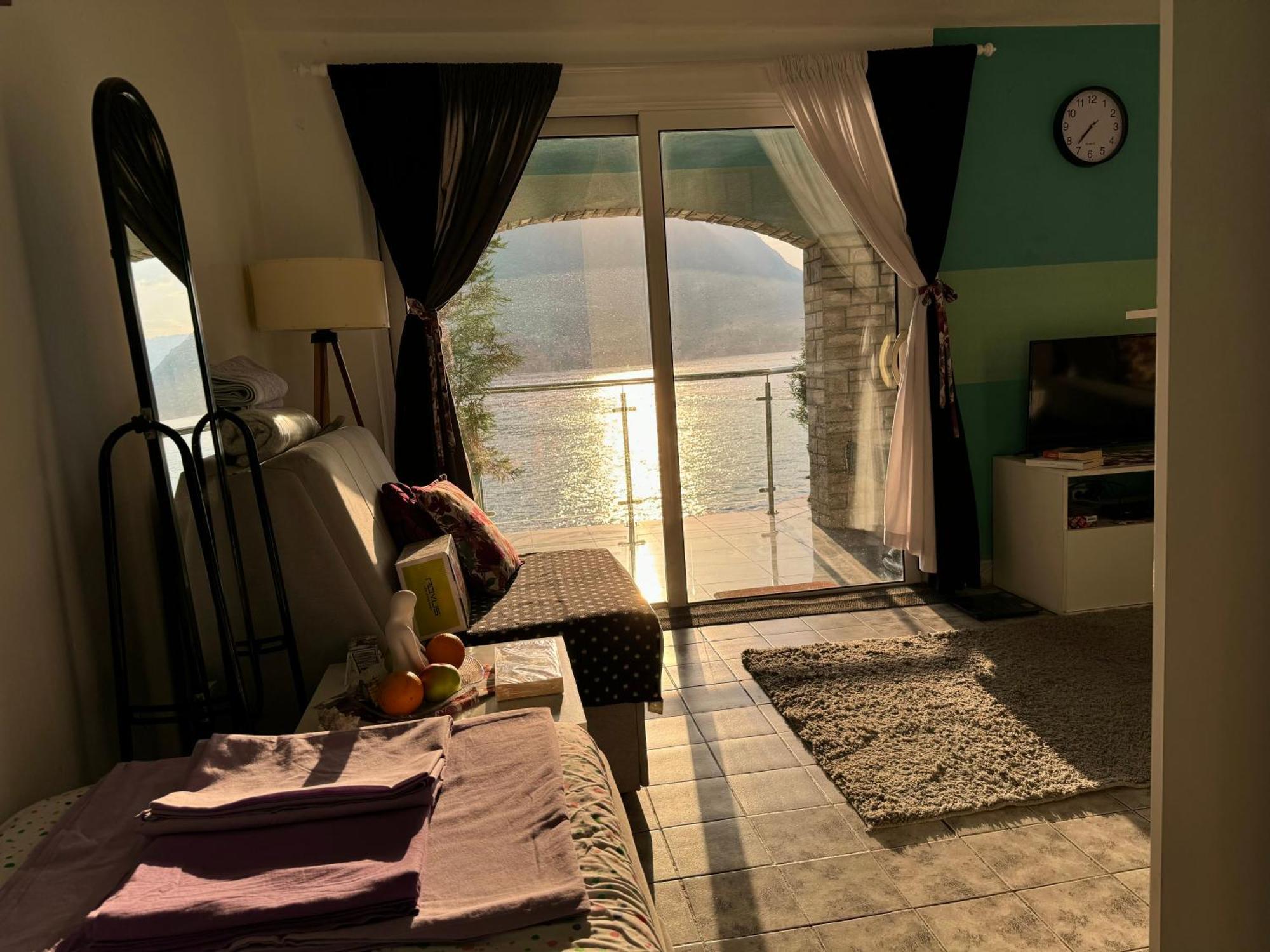 Aparthotel Maxim Kotor Bagian luar foto