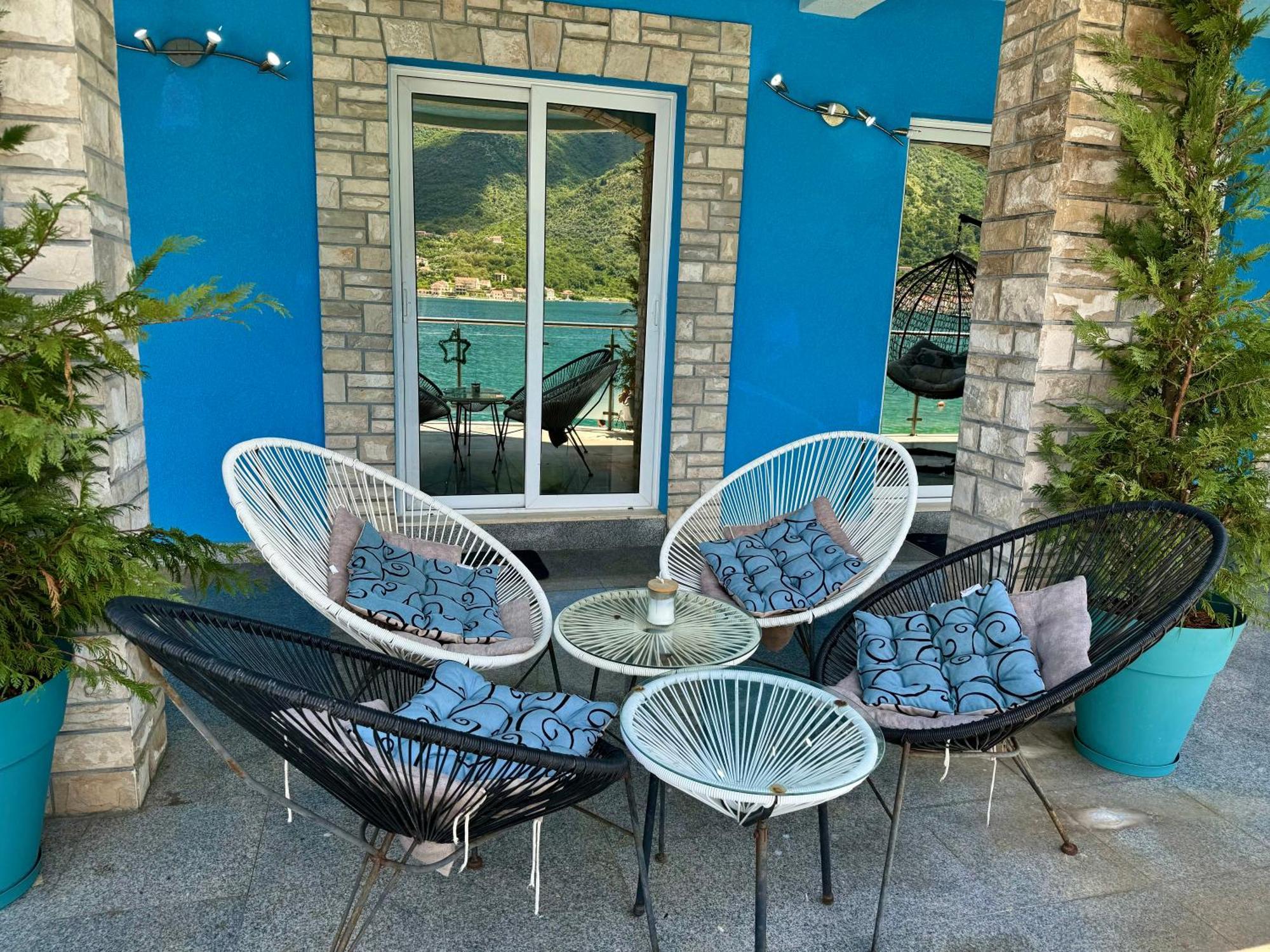 Aparthotel Maxim Kotor Bagian luar foto