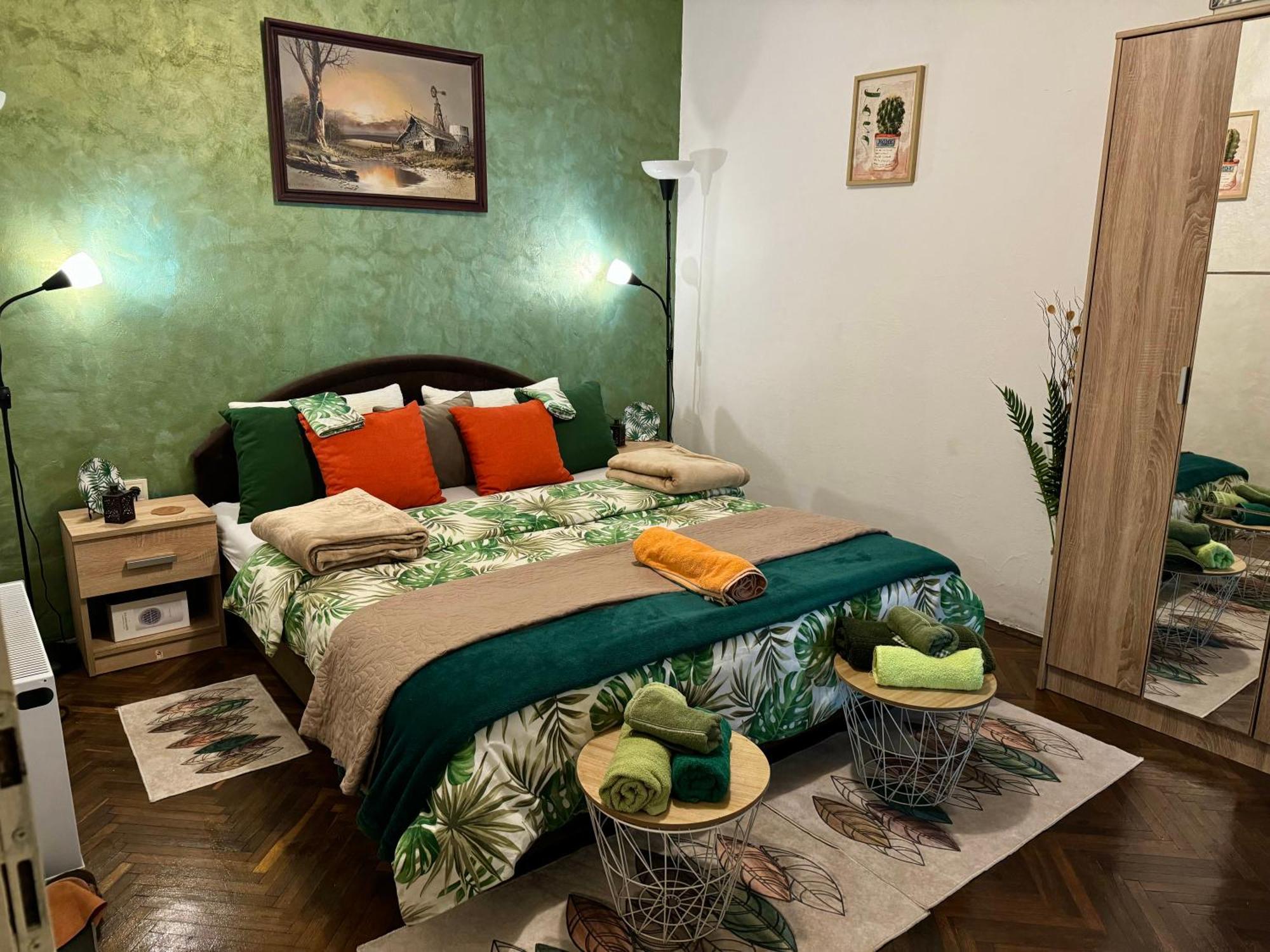 Aparthotel Maxim Kotor Bagian luar foto