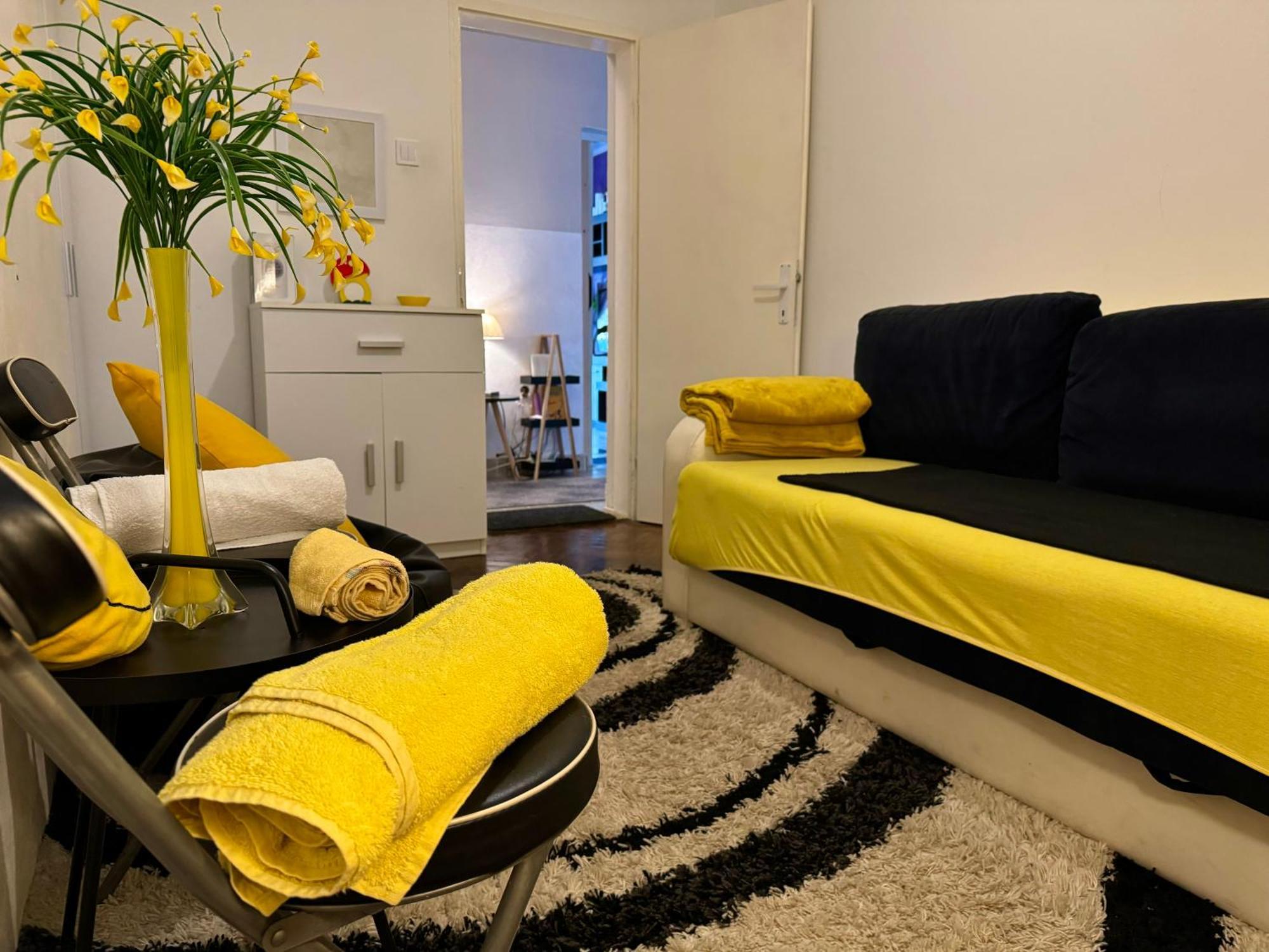 Aparthotel Maxim Kotor Bagian luar foto